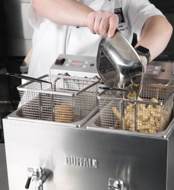 Buffalo Countertop Electric Fryer with Timer 2x 8Ltr