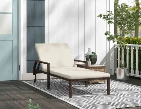 Outsunny Rattan Sun Lounger w/ Adjust Backrest - Cream