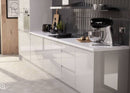 WK J Pull Kitchen in cashmere : 12 Cabinets : Quartz worktop
