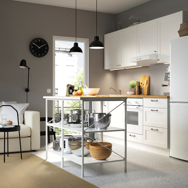 Kitchen, white frame, 243x63.5x222 cm + Bosch Appliances + Installation