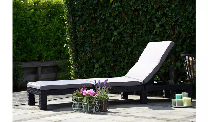 Keter Daytona Rattan Effect Sun Lounger - Graphite476/7947